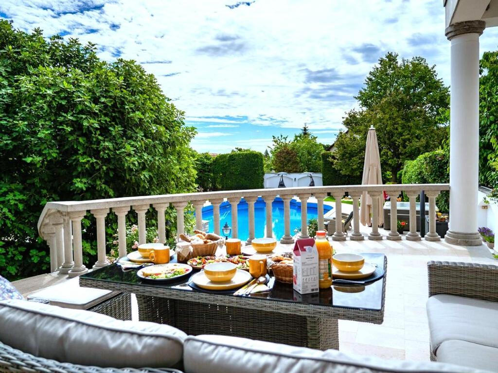 באלאטונפורד Fuge Villa Luxury & Wellness מראה חיצוני תמונה