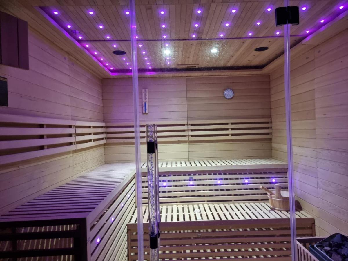 באלאטונפורד Fuege Villa Luxury & Wellness מראה חיצוני תמונה